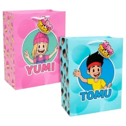 Medium Pose Yumi og Tomu