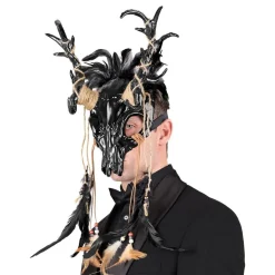 Oksehodeskalle svart med fjær masker