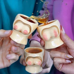 Shotglass Gyngende Bryst