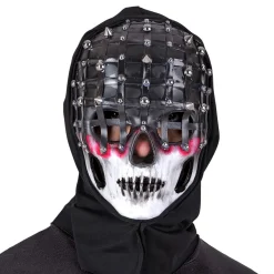 Skummel maske med nagler og hette
